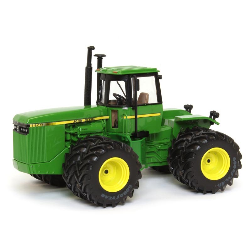 John Deere 990 Round Baler 1:32 scale britains John Deere 990 Round Baler 1:32 scale britains